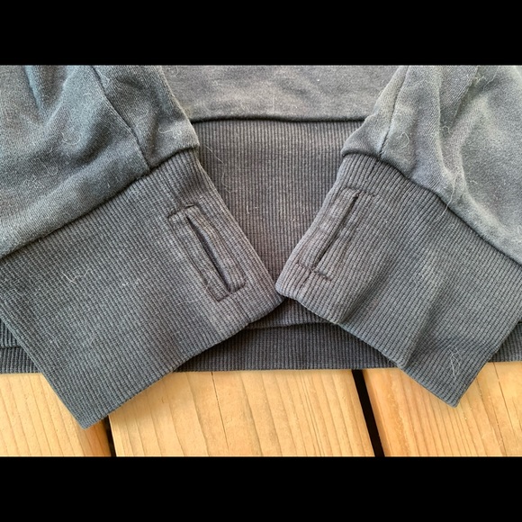 Bench Retro Pullover (XL) - Picture 6 of 8